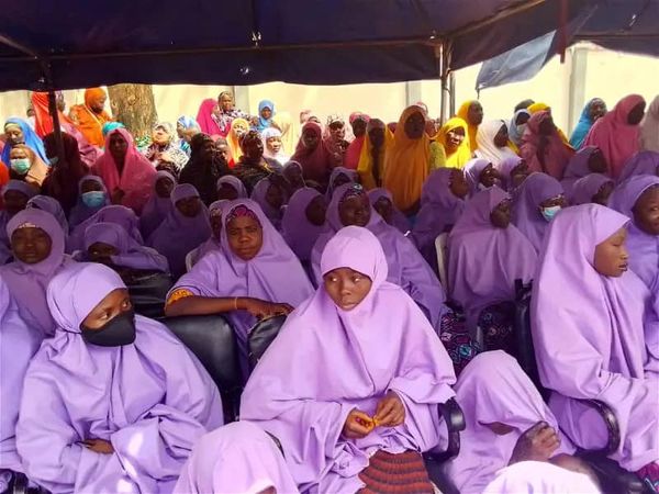 Kebbi State Govt organises mass weddings for 300 divorcees and widows