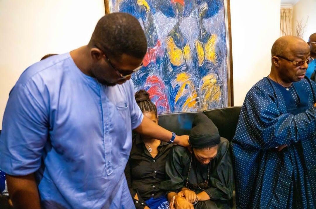Dapo Abiodun pays condolence visit to the family of Abimbola Ogunbanjo after he died in helicopter crash that also killed Wigwe