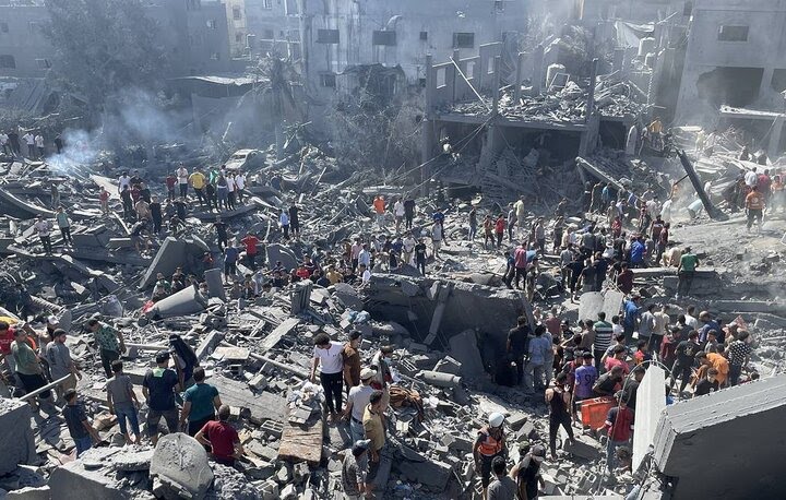 100 killed and 230 injured in Israeli air strike on Rafah as 2 hostages are rescued