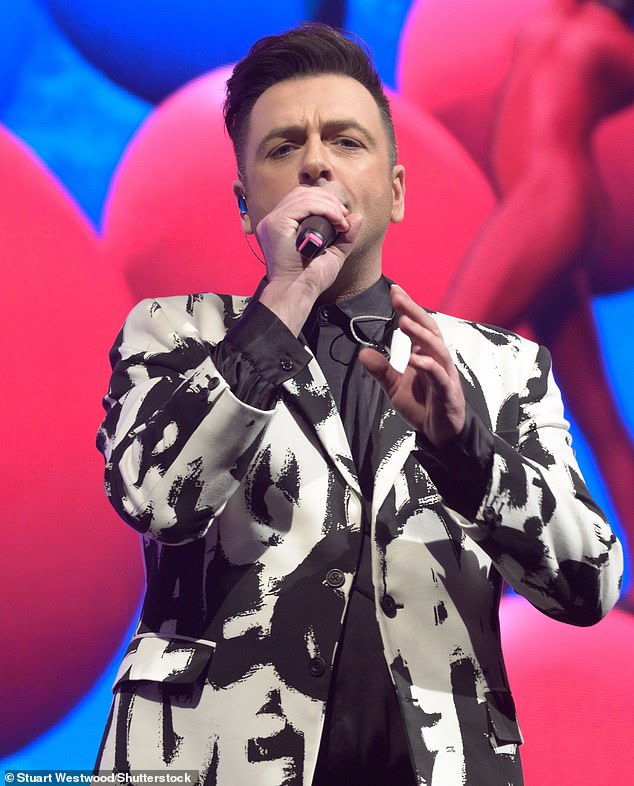 Westlife star,  Mark Feehily reveals he is quitting the band after falling�ill�with�sepsis