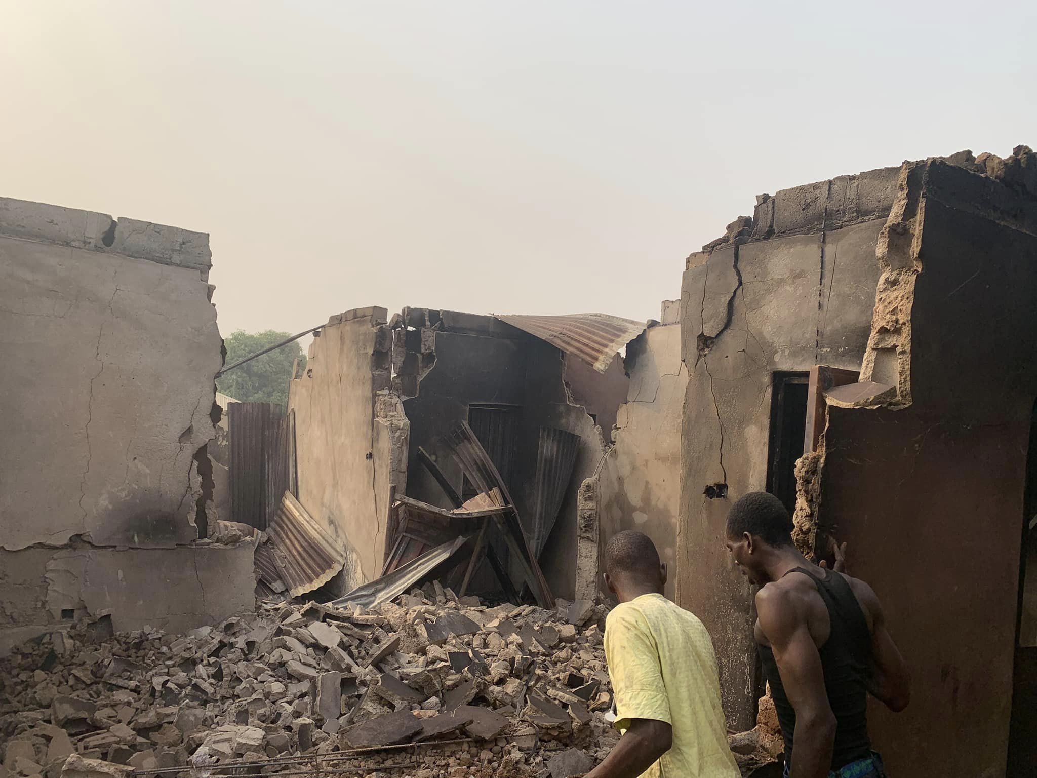 Fire razes apartments in FCT community