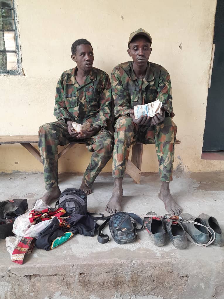Nasarawa police arrest two armed robbery suspects in army uniform, recover N300,000 cash