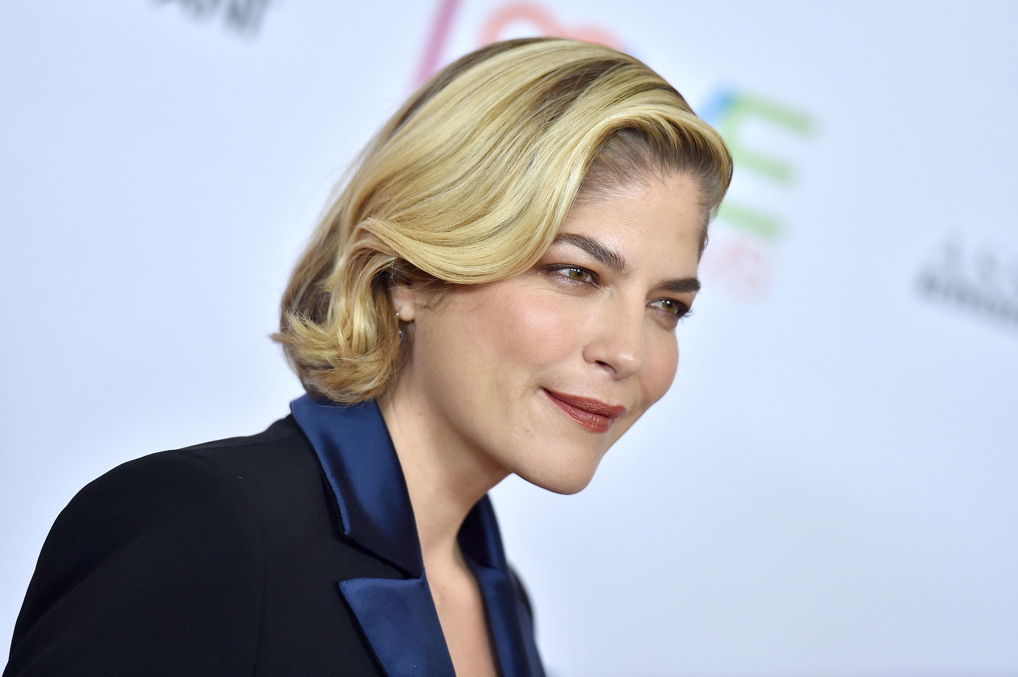 Actress Selma Blair apologizes over viral Islamophobic comment