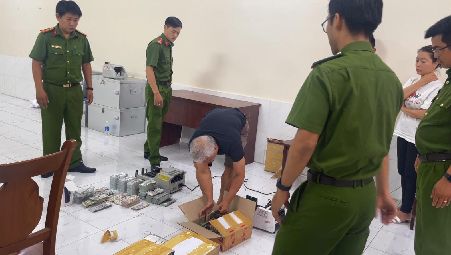 Nigerian man, his wife and 11 others arrested in Vietnam for alleged money laundrey