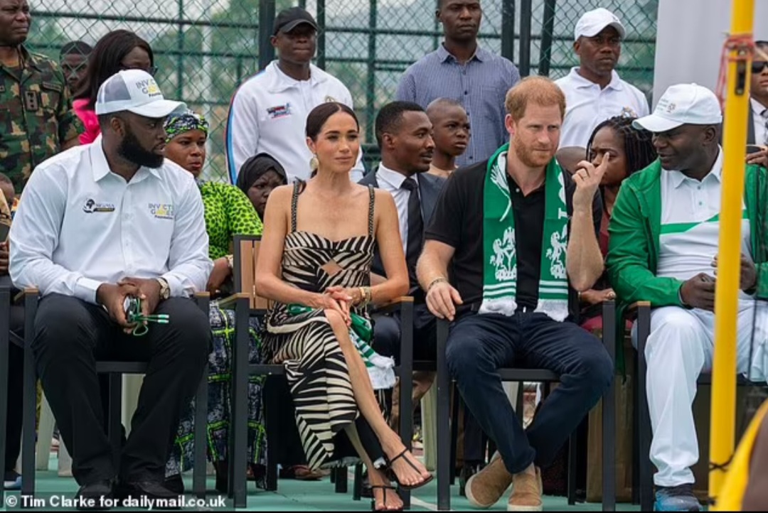Prince Harry and Meghan Markle enjoy sitting volleyball match with wounded soldiers on day 2 of visit to Nigeria (photos/video)