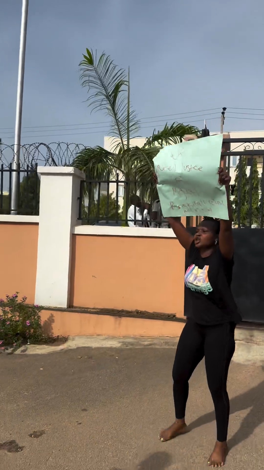 Mum of boy, 4, who died during feeding at Abuja school stages protest outside the school to demand justice (video)