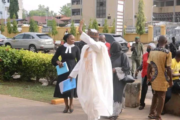 Alleged N2.7bn fraud: Hadi Sirika and daughter arrive Abuja court for trial (photos)