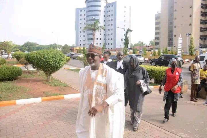 Alleged N2.7bn fraud: Hadi Sirika and daughter arrive Abuja court for trial (photos)